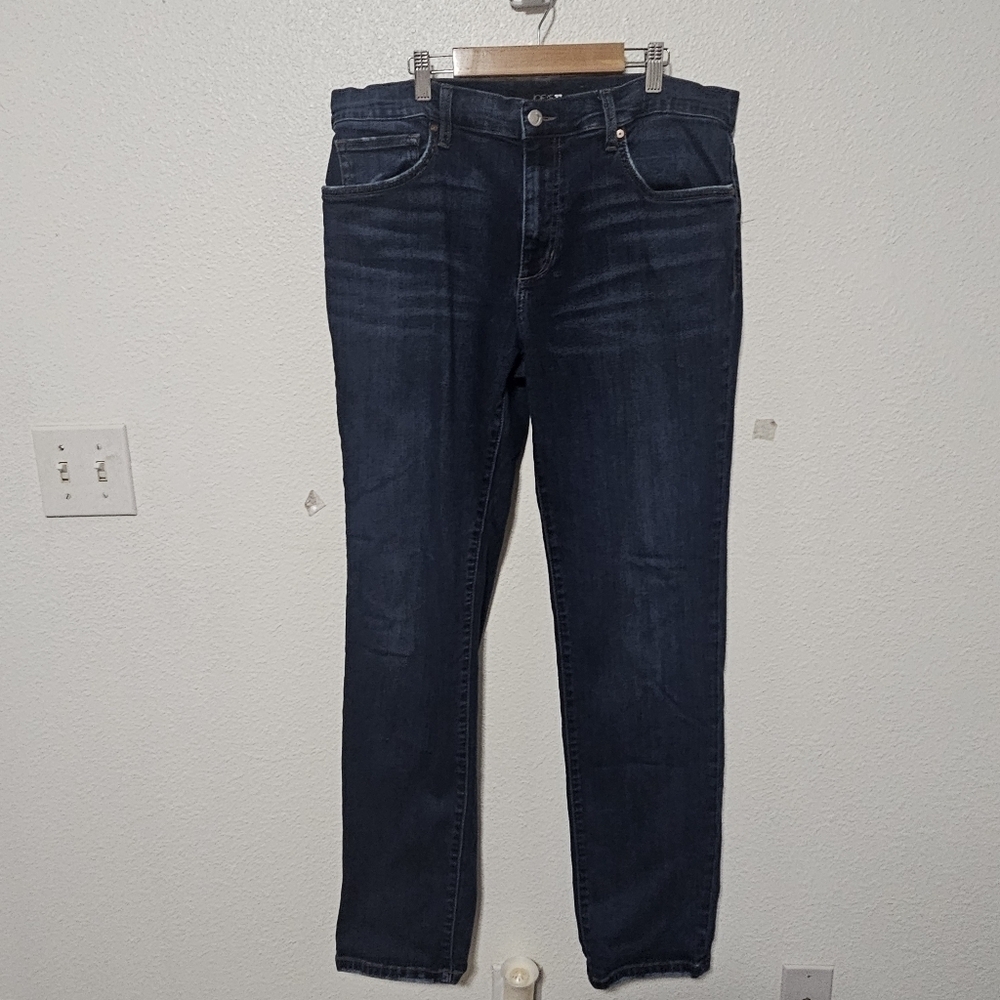 Joes straight leg jeans see description for sizing